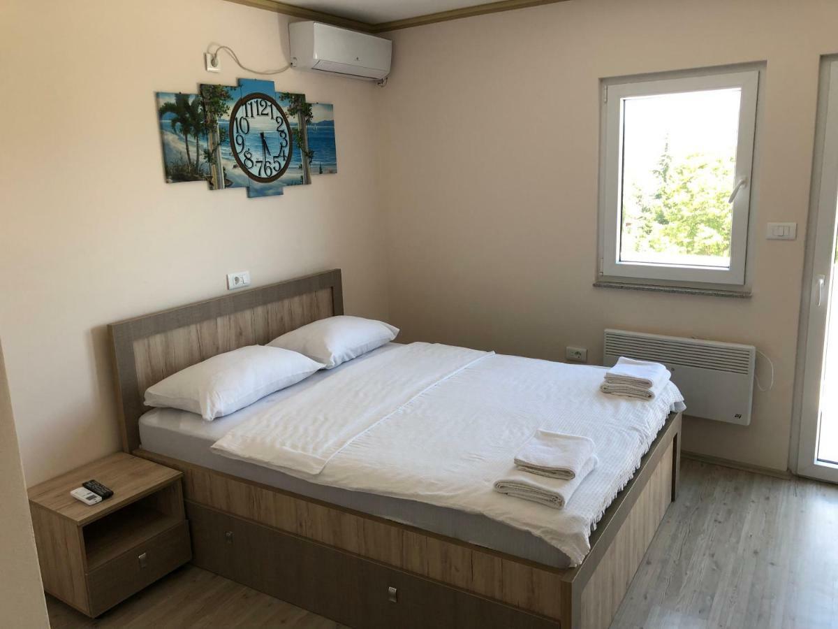 Kubi Struga Exterior photo