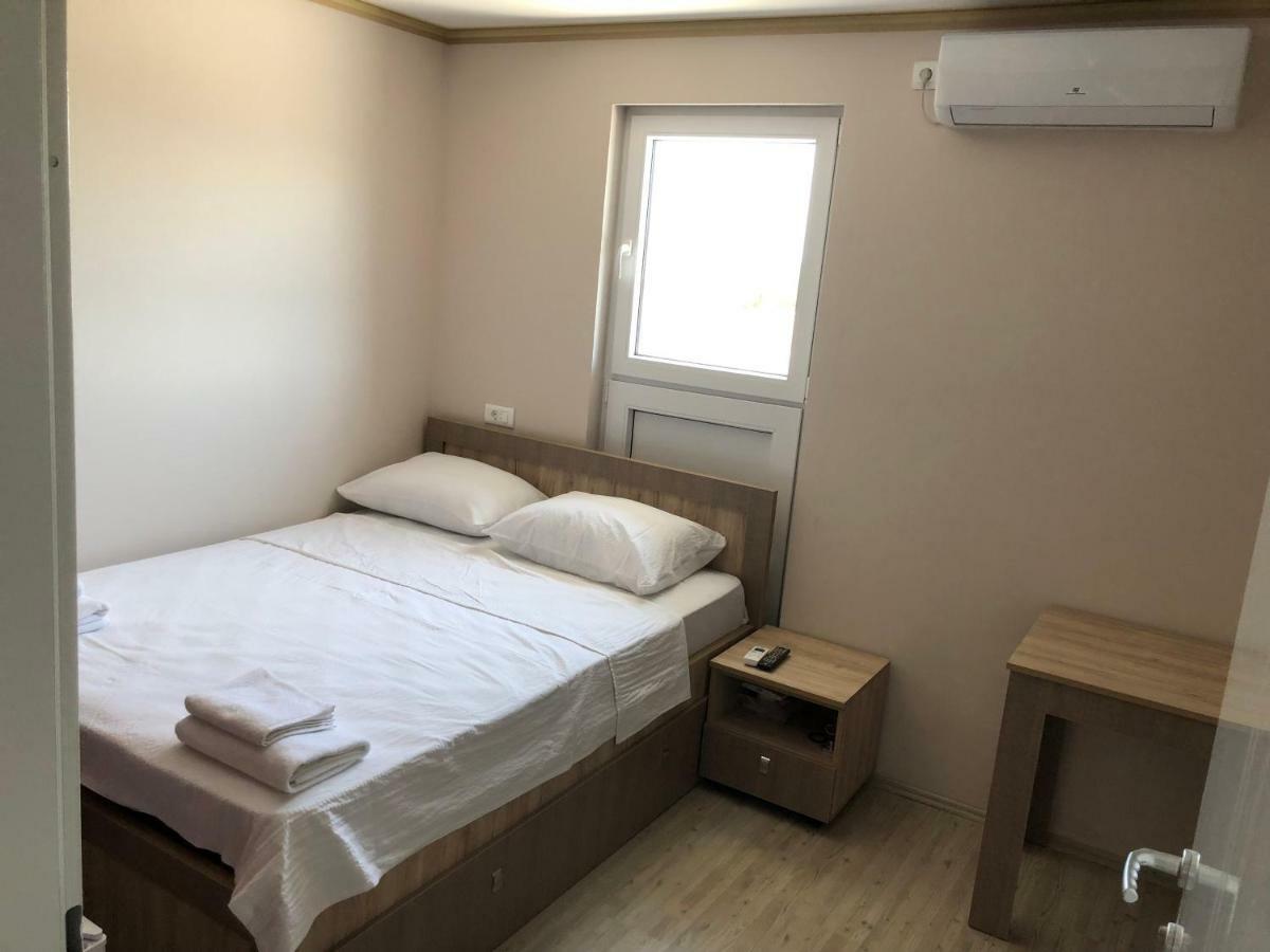 Kubi Struga Exterior photo